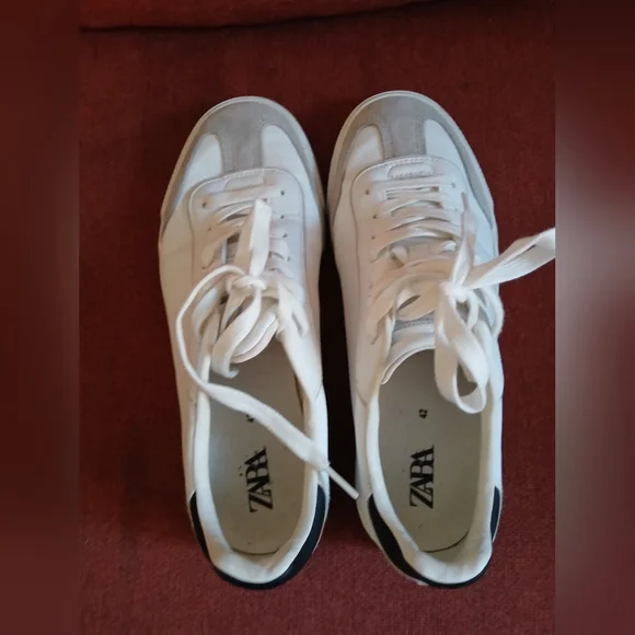 Zara White and Gray Sneakers - Picture 2 of 7